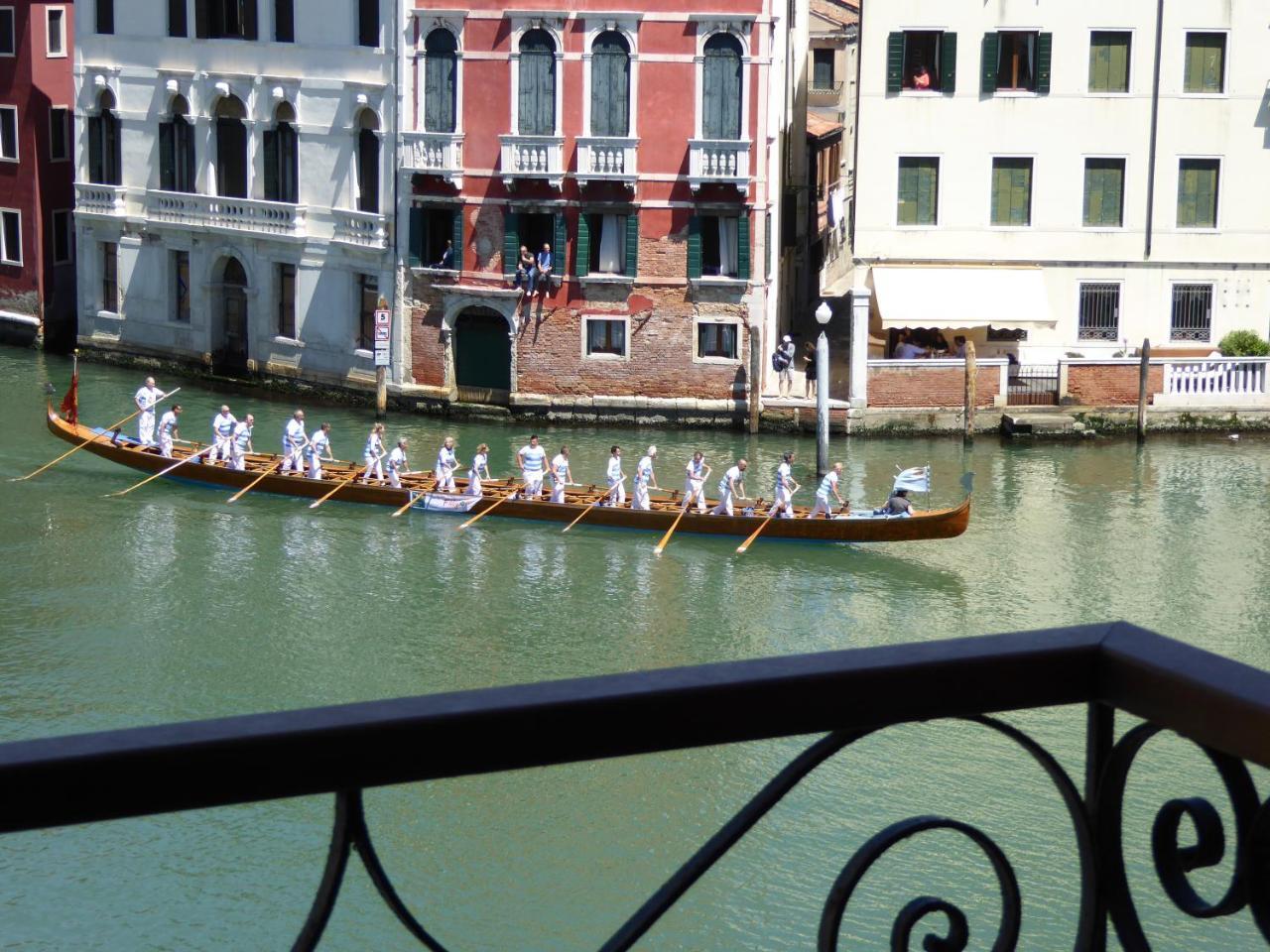 B&B Vista Sul Canal Grande Венеция Экстерьер фото